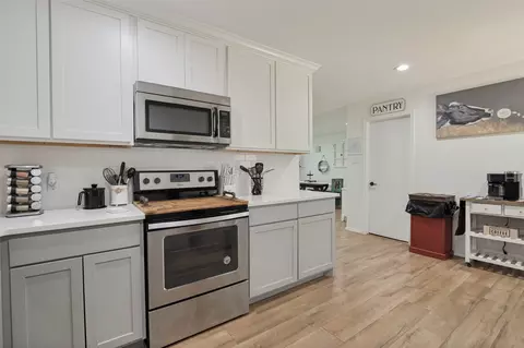 Kitchen - 616 E Avenue E, Midlothian, TX 76065 photo 3 of 3