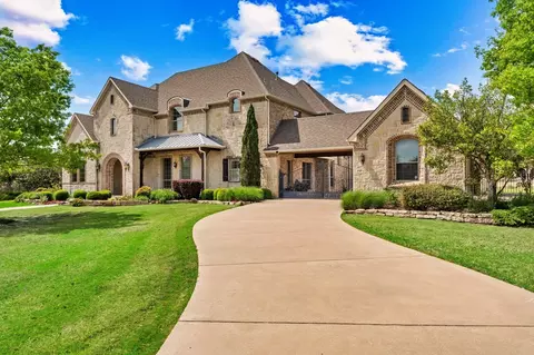1061 Kingsbridge Ln, Rockwall, TX 75032