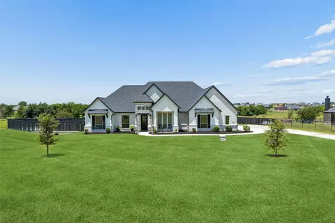 1107 Pioneer Xing, Weatherford, TX 76088