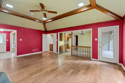 Living - 3512 Bent Tree Cir, Waco, TX 76708 photo 2 of 3