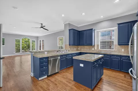 4114 Lafayette St, Dallas, TX 75204