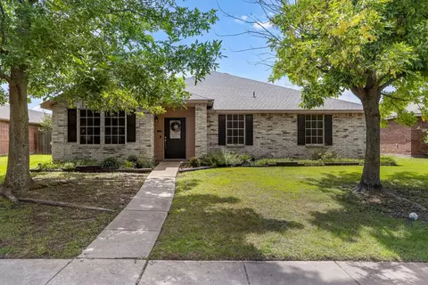 2809 Meadow Bluff Dr, Wylie, TX 75098
