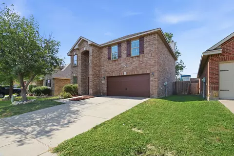 5833 Fantail Dr, Fort Worth, TX 76179