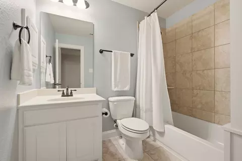Bath - 182 Springbrook Dr, Prosper, TX 75078 photo 4 of 4