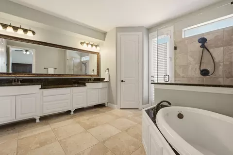 Bath - 182 Springbrook Dr, Prosper, TX 75078 photo 1 of 4