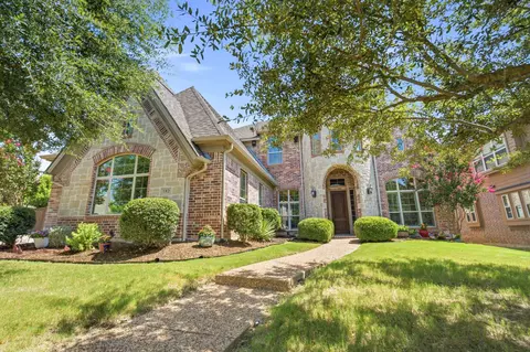 Exterior - 182 Springbrook Dr, Prosper, TX 75078 photo 2 of 6