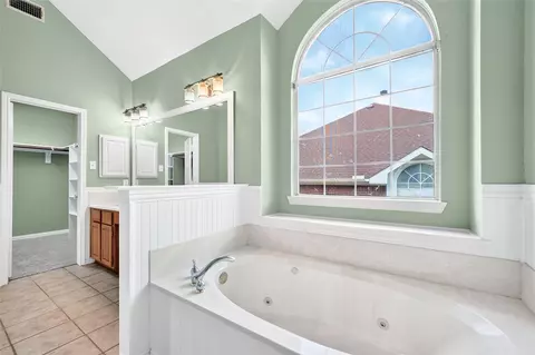 Bath - 2409 Katherine Dr, Rowlett, TX 75089 photo 4 of 4