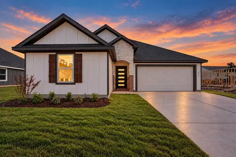 452 Peace Lily Way, Tolar, TX 76476