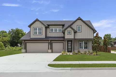 2520 Honor Ct, Sherman, TX 75092