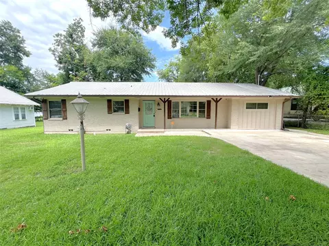 110 Goodman St, Sulphur Springs, TX 75482