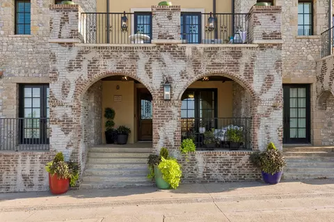 63 Cortes Dr, Westlake, TX 76262