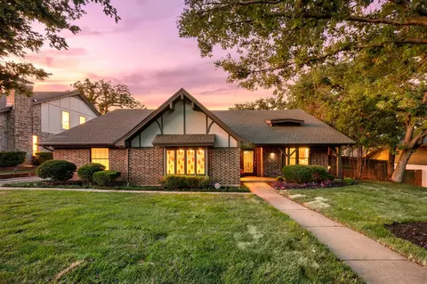 2214 Wilson Dr, Arlington, TX 76011