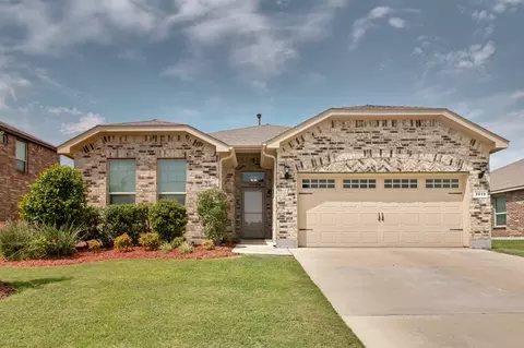2619 Sunburst Dr, Glenn Heights, TX 75154