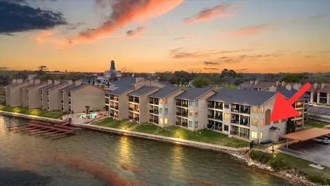 401 E Pearl St #2201, Granbury, TX 76048