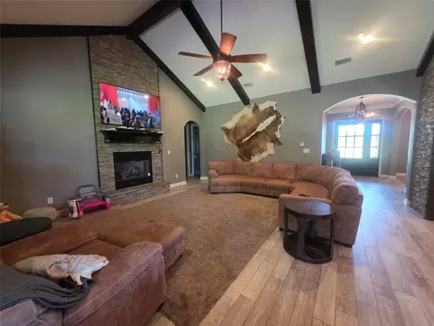 Living - 204 Jermyn Rd, Jermyn, TX 76459 photo 1 of 1
