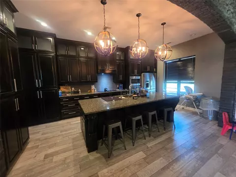 Kitchen - 204 Jermyn Rd, Jermyn, TX 76459 photo 1 of 2