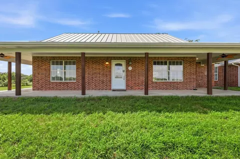 Exterior - 12190 Bell Rd, Pilot Point, TX 76258 photo 4 of 10