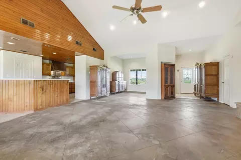 Living - 12190 Bell Rd, Pilot Point, TX 76258 photo 3 of 5