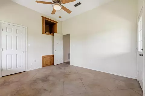 Bedroom - 12190 Bell Rd, Pilot Point, TX 76258 photo 5 of 5