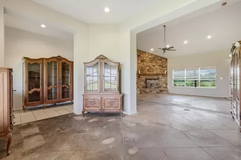 Entry Way - 12190 Bell Rd, Pilot Point, TX 76258 photo 4 of 4