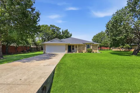 405 Lantern Rdg, Mansfield, TX 76063