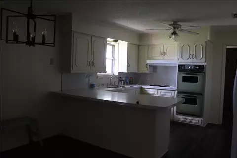 Kitchen - 1147 Riverview Dr, Cleburne, TX 76033 photo 1 of 1