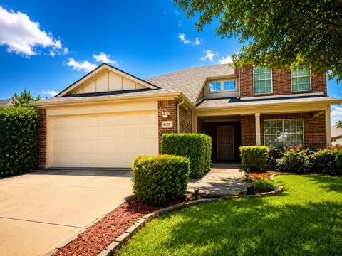 8108 Toltec Ct, Arlington, TX 76002