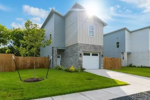 2662 Sutton St, Dallas, TX 75210