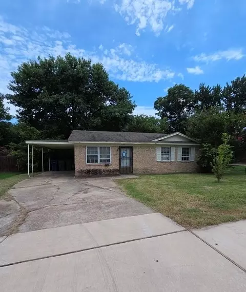 1122 Curtis Dr, Garland, TX 75040