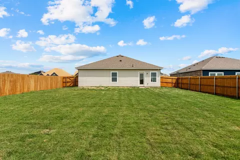 Exterior - 11108 Undae Ct, Lorena, TX 76655 photo 3 of 4