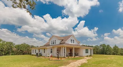 2094 Jim Harry Loop, Sunset, TX 76270