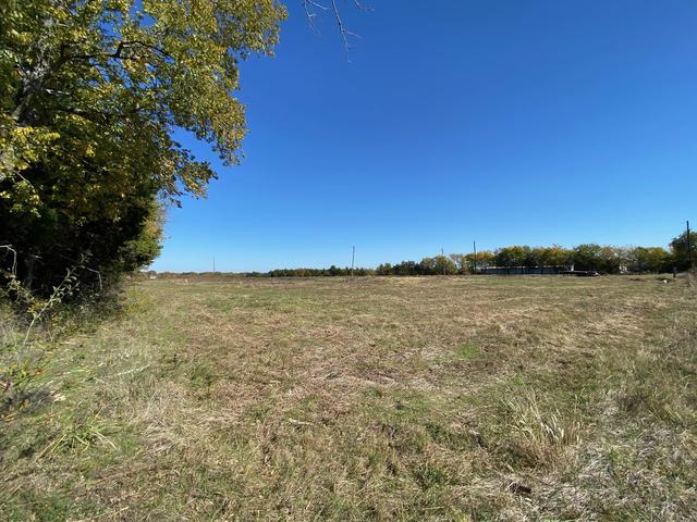 153 Raccoon Dr, Sherman, TX 75092