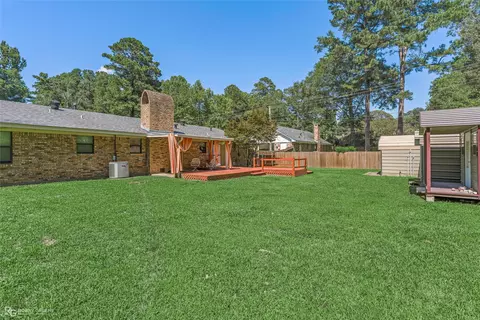 Exterior - 1302 E Todd St, Minden, LA 71055 photo 4 of 7