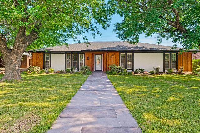 2302 Greenhill Dr, Carrollton, TX 75006