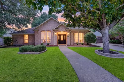 5426 Emerald Park Blvd, Arlington, TX 76017