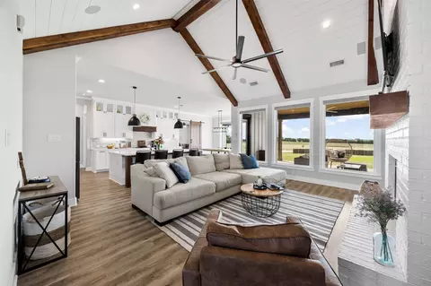 870 Dove Meadow Trl, Waxahachie, TX 75167