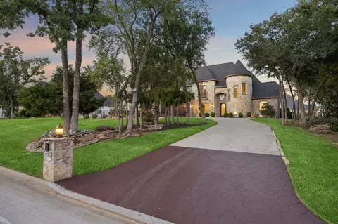 1000 Braewood Ct, Oak Point, TX 75068