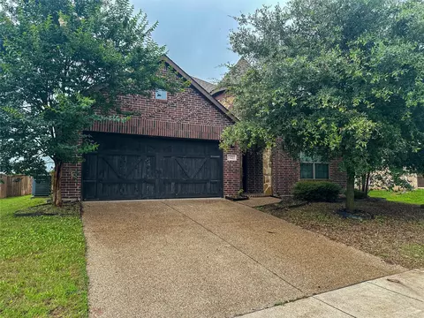 422 Calvert Dr, Midlothian, TX 76065