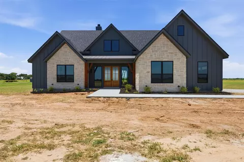 495 High Mdw, Elm Mott, TX 76640