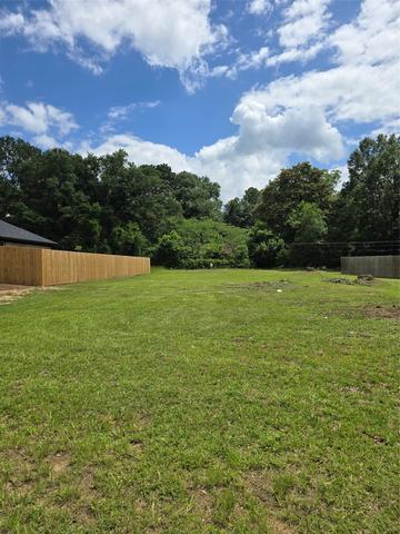 403 Campbell St, Daingerfield, TX 75638