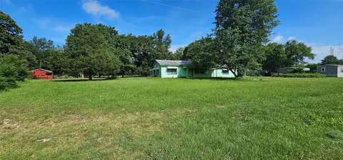 2473 Vz County Road 1806, Grand Saline, TX 75140