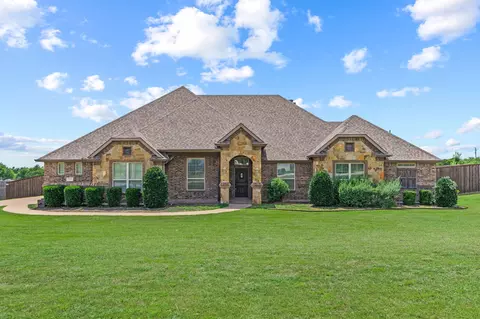 6621 Singleton Rd, Midlothian, TX 76065