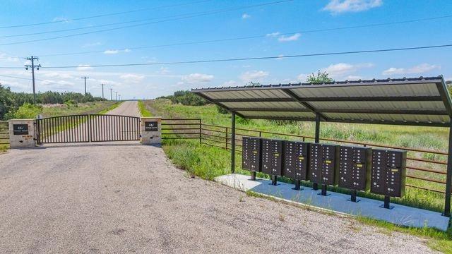 1195 Valley Ranch Rd, Glen Rose, TX 76043