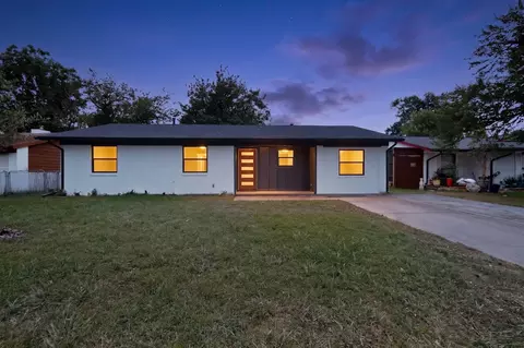 4819 Navajo Trl, Balch Springs, TX 75180