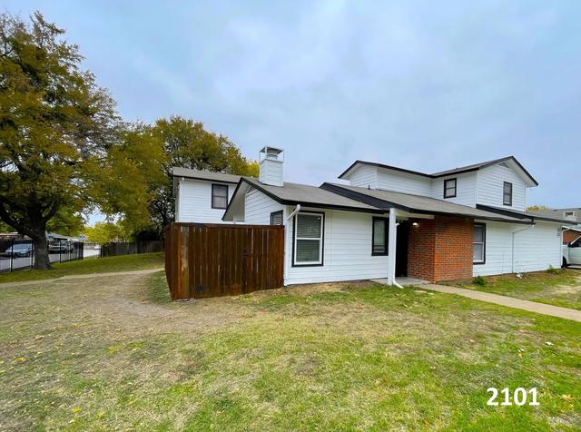 2101 Knoll Crest Drive Apt 2101 2103 2105 2107 Dr #2101, 2103, 2105, 2107, Arlington, TX 76014