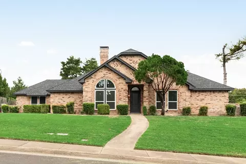 915 Greenbriar Ln, Duncanville, TX 75137
