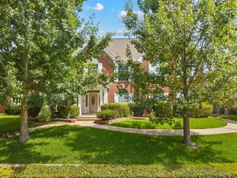 669 Water Oak Dr, Plano, TX 75025