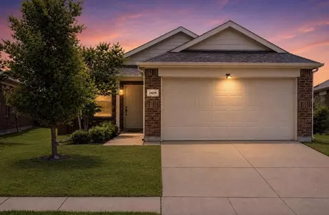 2426 Russell St, Crandall, TX 75114