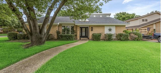 13826 Wooded Creek Ct, Farmers Branch, TX 75244