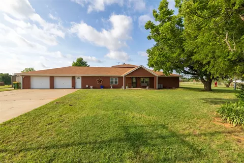 448 County Road 4287, Decatur, TX 76234